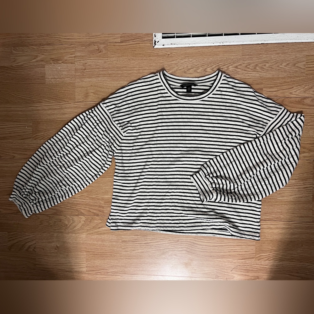 Banana republic balloon sleeve t shirt